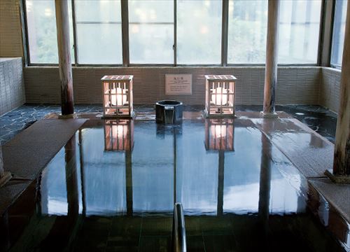 Public Main bath